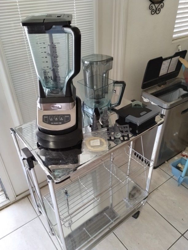 Replacement Parts For A ninja Blender/food Processor?? for Sale in Las  Vegas, NV - OfferUp