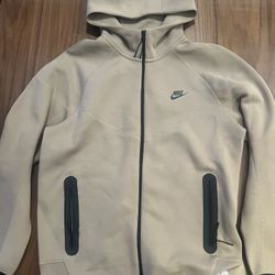 Nike Tech Fleece Khaki Black