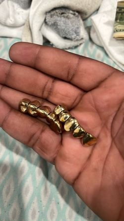 Gold Grillz Full Set