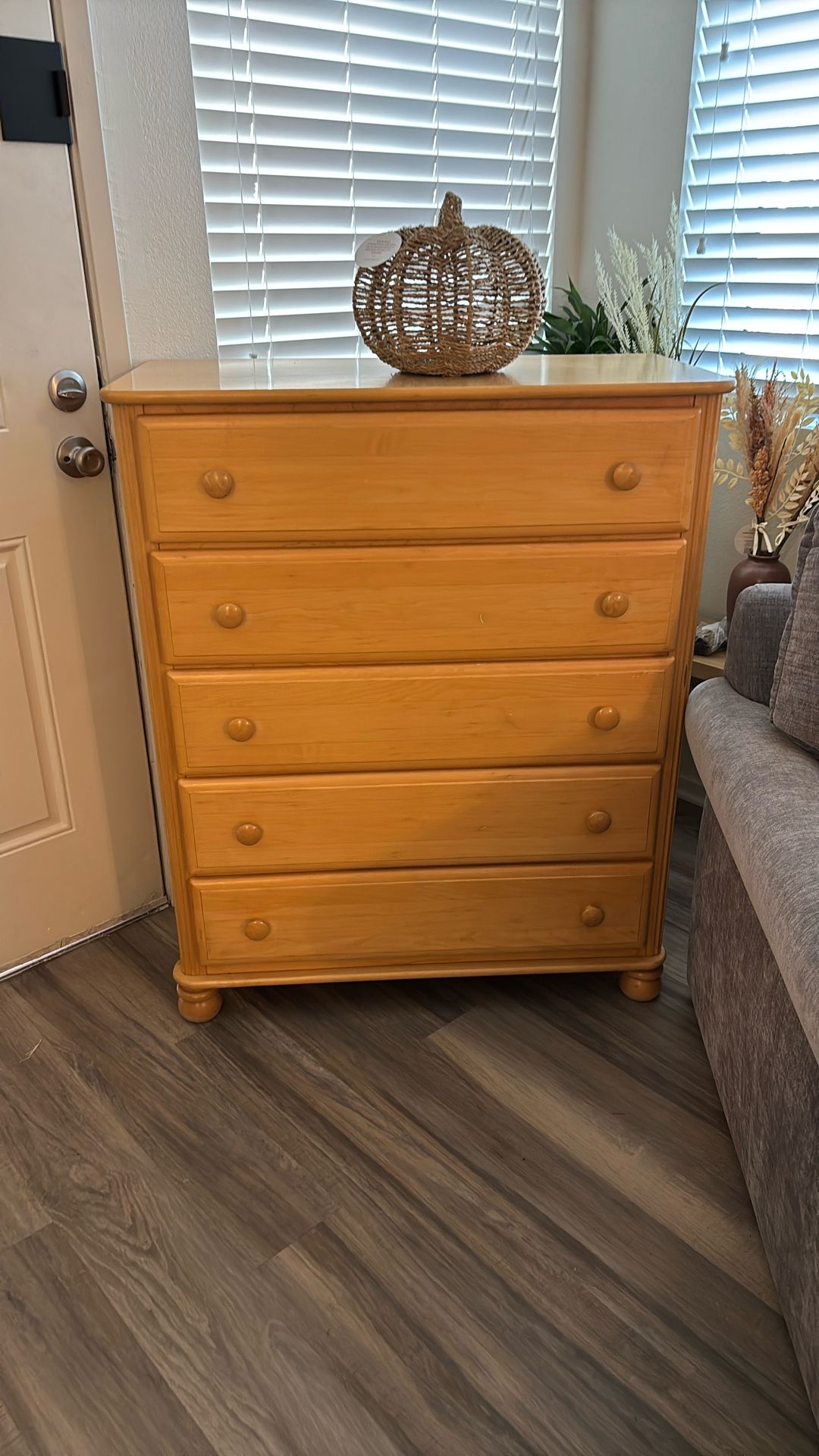 Dresser Solid Wood 🪵