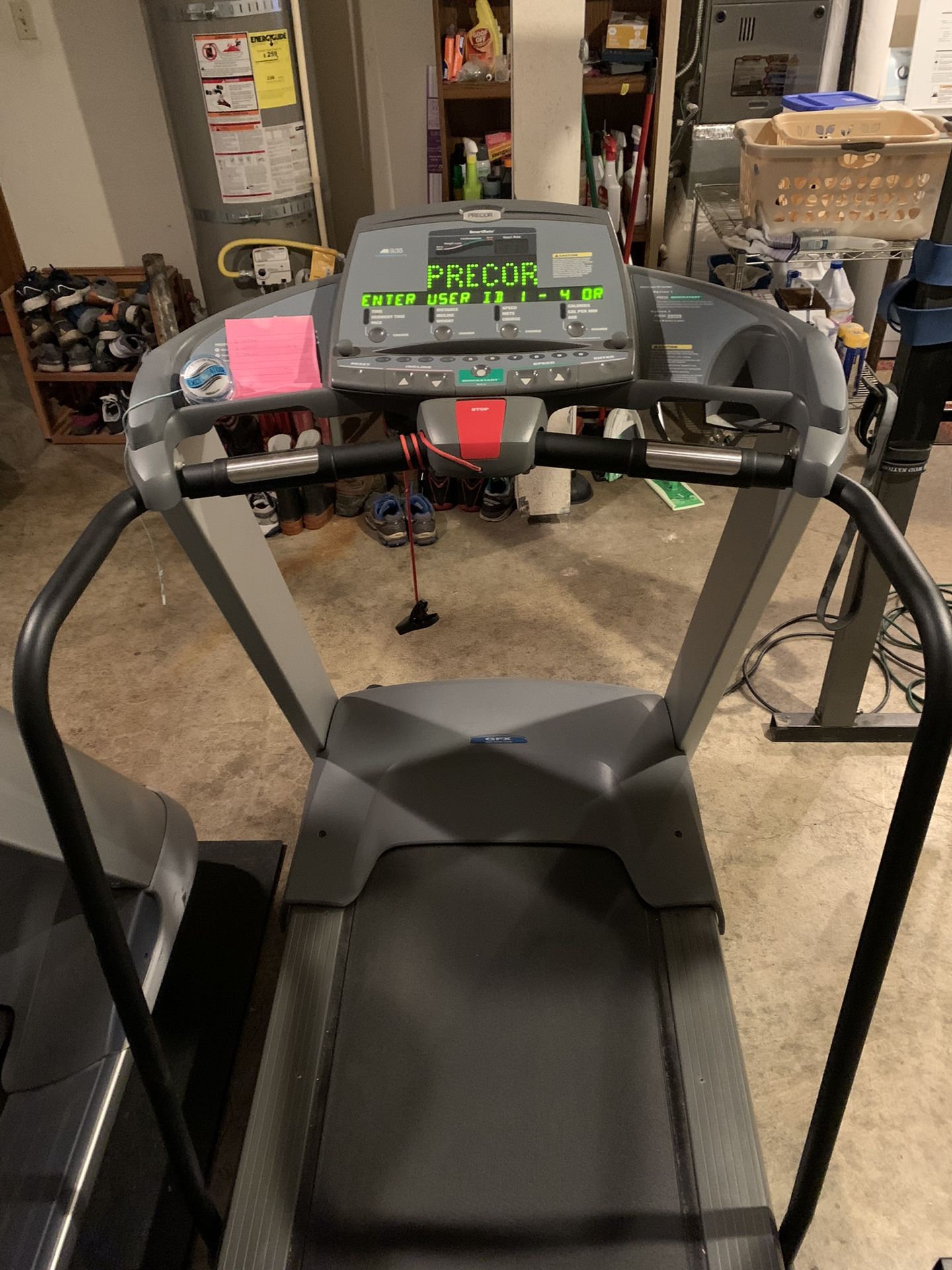 Precor 9.33 i online treadmill