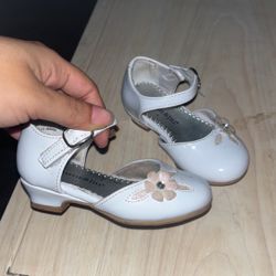 Girls Toddler High Heel . Size 5 Brand Christie&jill 