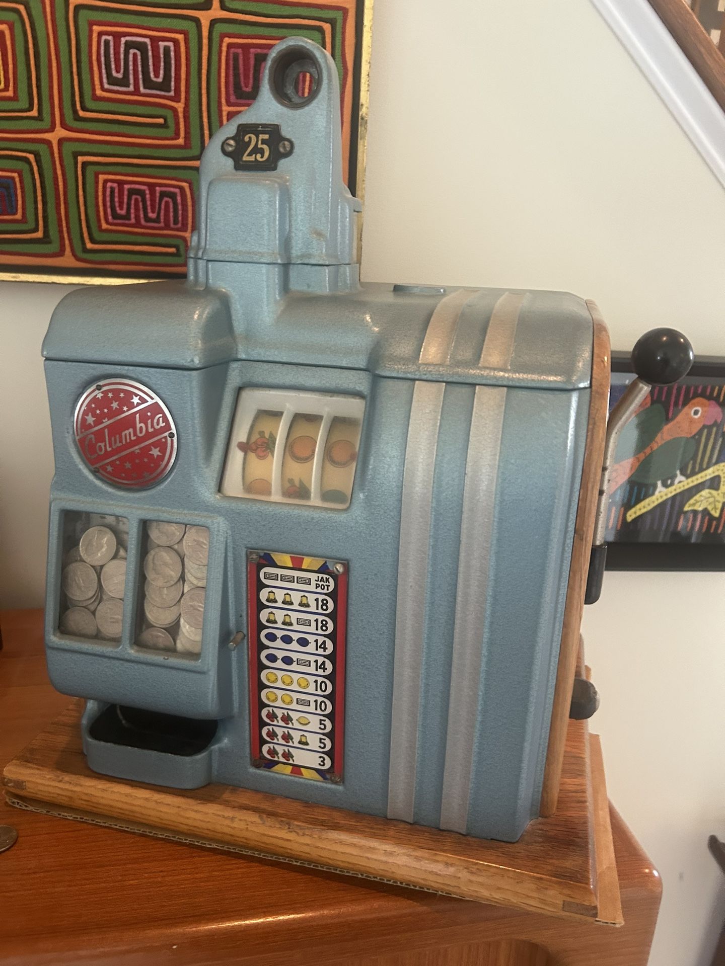 1900s Vintage Groetchen Columbia 25 Cent Slot Machine with key