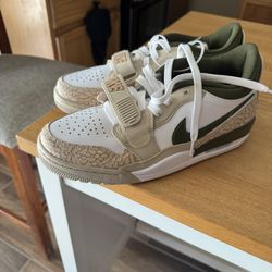 Paris Saint-Germain x Air Jordan Jordan Legacy 312 Low 'Fourth Kit