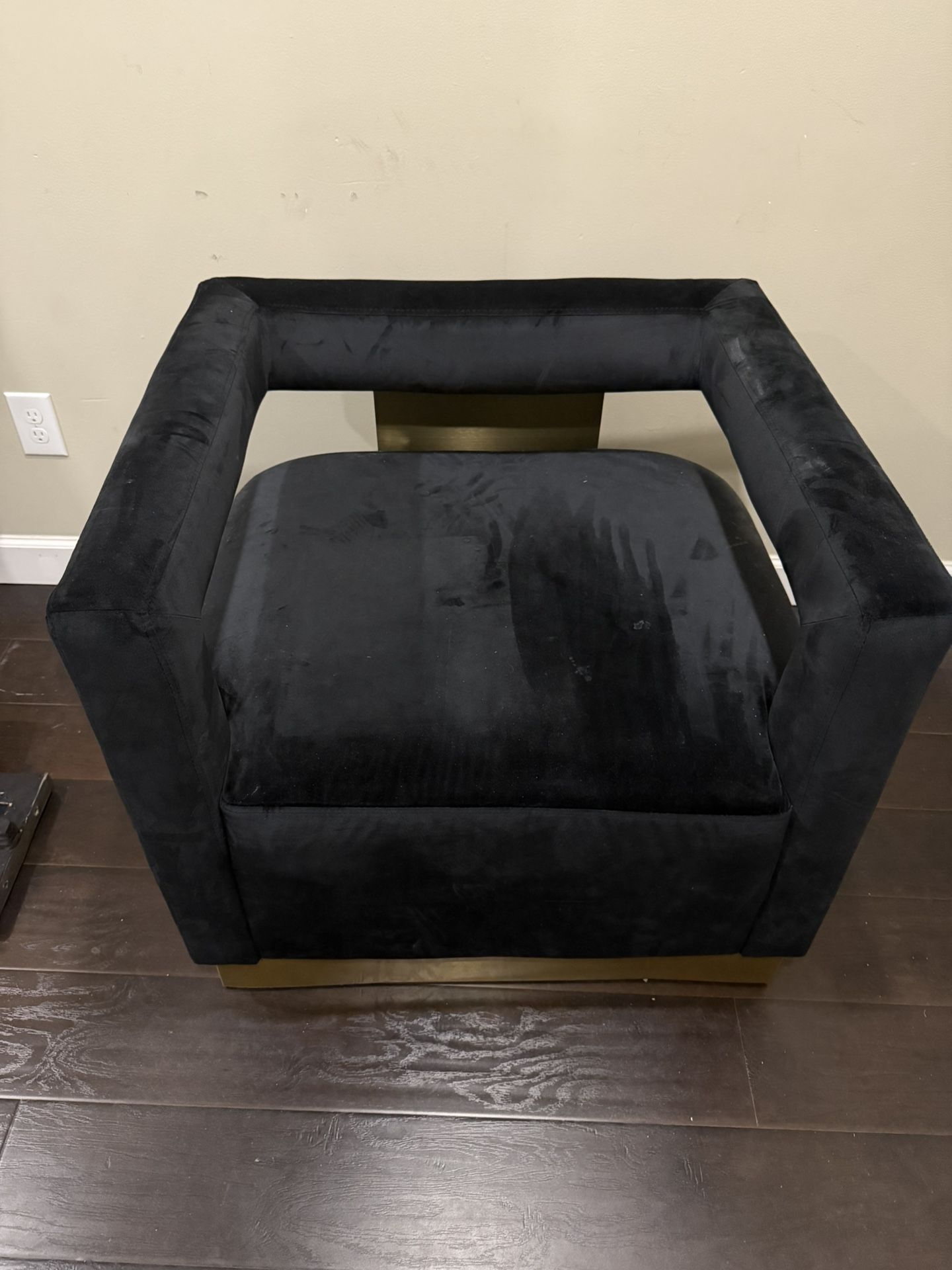 Modern Luxury Accent Chair