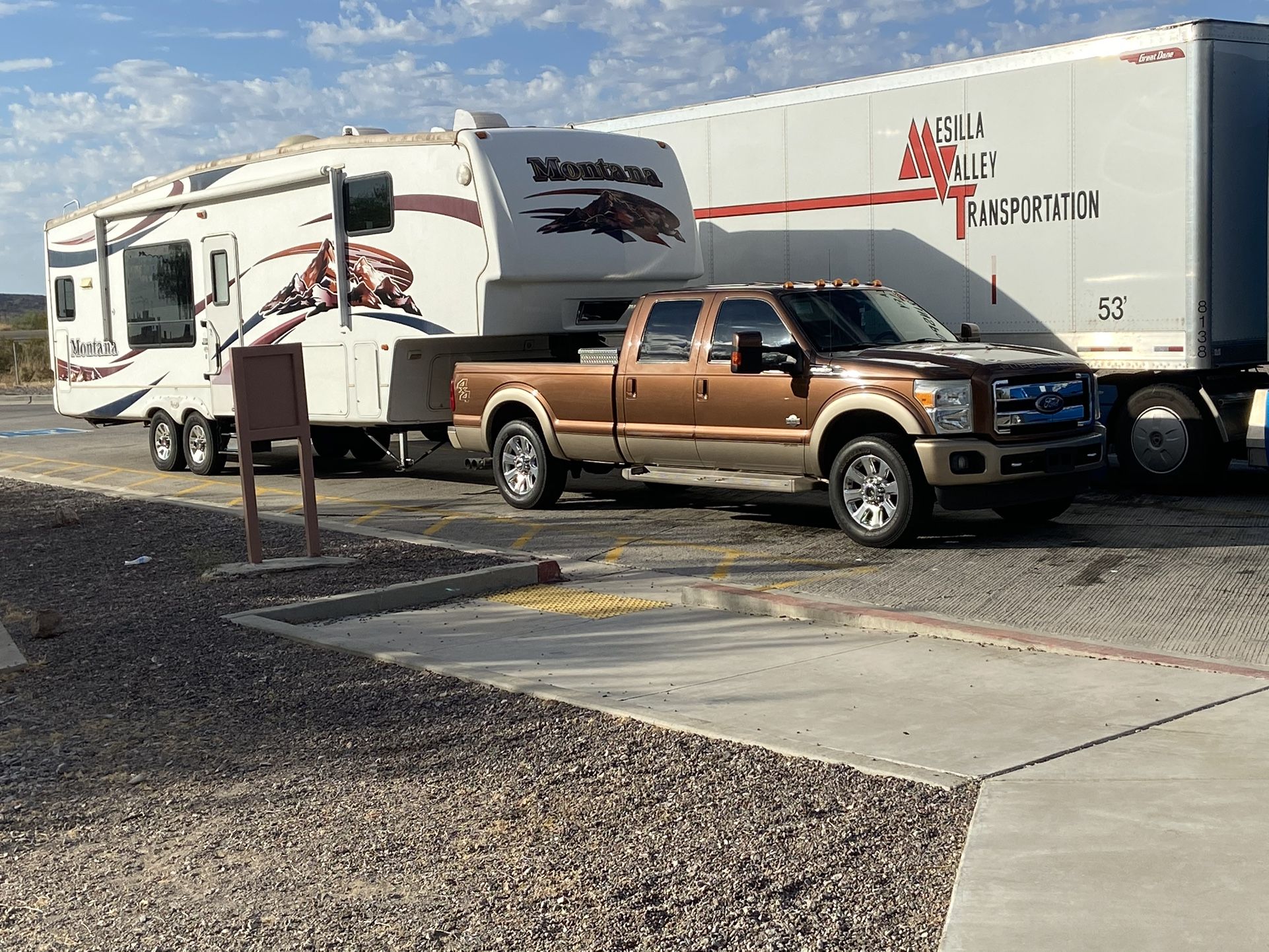 2008 Montana By Fleet wood 5th Wheel Trailer For Sale