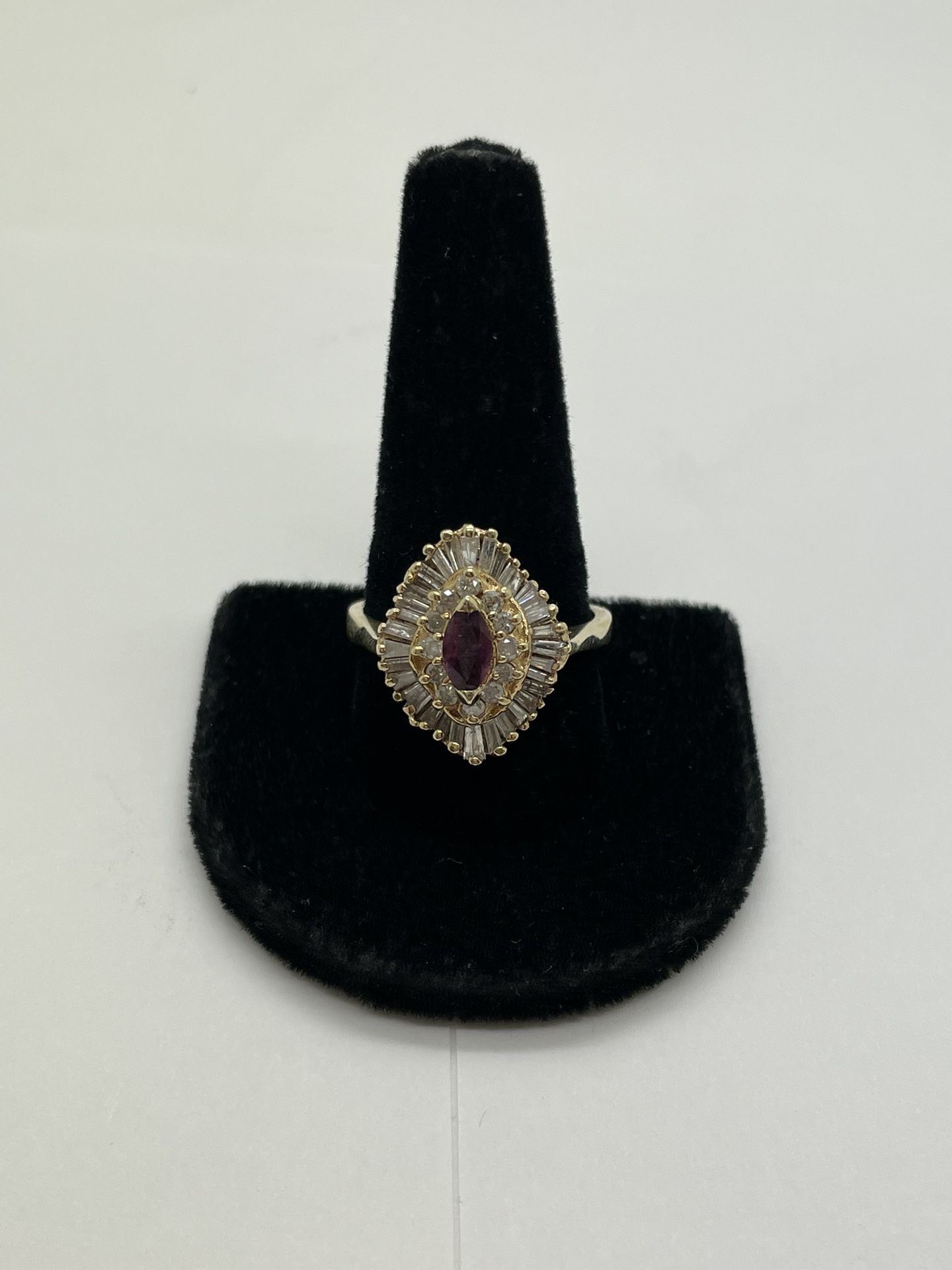 LADIES RING 14KT YELLOW GOLD, NATURAL RUBY AND DIAMONDS, 10.1 GRAMS, 11.5 SIZE. 