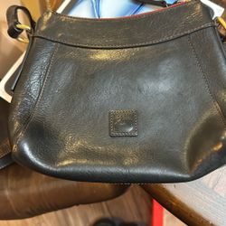 Dooney And Bourke Purse