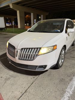 2010 Lincoln MKT