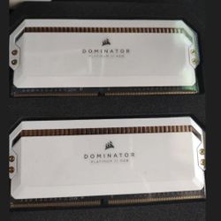 CORSAIR Dominator Platinum RGB DDR5 RAM Memory 32GB (2x16GB) 
