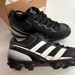 Adidas Boys Youth Cleats Size 2.5