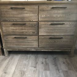 King Size Bed Frame Box Spring And Dressers