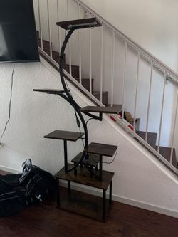 PLANT STAND 