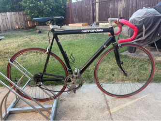 Cannondale 30 series 12 Speed 700 rims 58 cm made in the USA