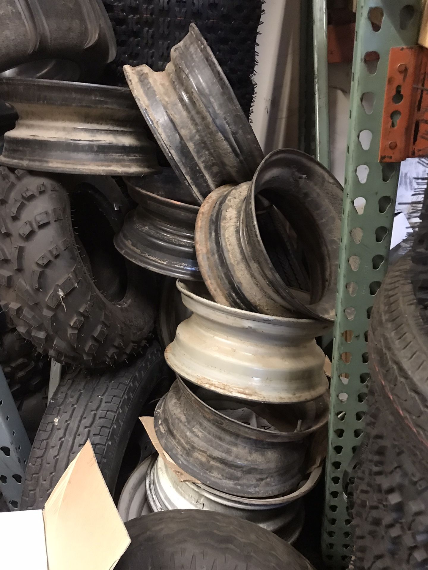 One used rim for mobile home tire 7-14.5 or 8-14.5 just one rim $25