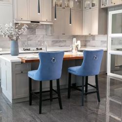Solid wood legs 26.3inch velvet upholstered bar chair, ties tufted color: and nail headdress edge, very suitable for kitchens, cafes, bars, blue.