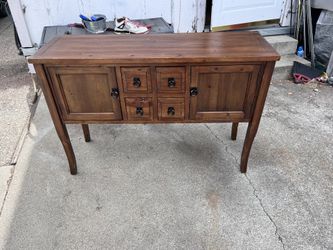 Kitchen Cabinet (Buffet/Butlers )