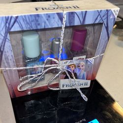 Frozen set for girls Perfume & nail polish 