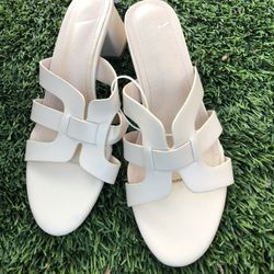 Size 7.5 Women Heels 