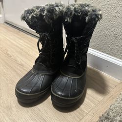 Black And Grey Fur Khombu Boots