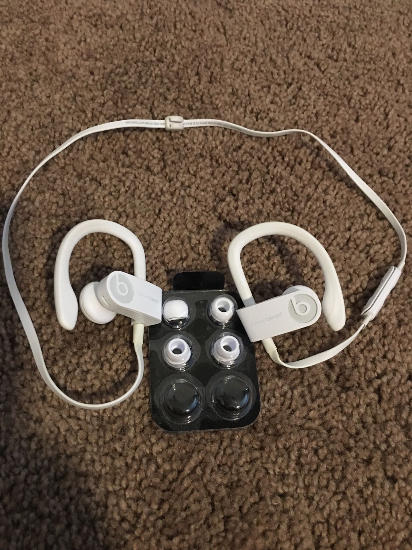 Powerbeats 3