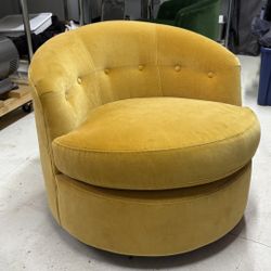 HD Buttercup Rotating Chair 