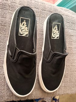 VANS SIZE 7