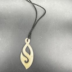 Maori Fish Hook Bone Hand Carved 2.5" Pendant Necklace 14" Cord