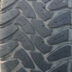 315/70/17 TOYO MT TIRE (1)