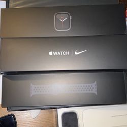 Apple Watch Series 5 Nike Edition Brand New