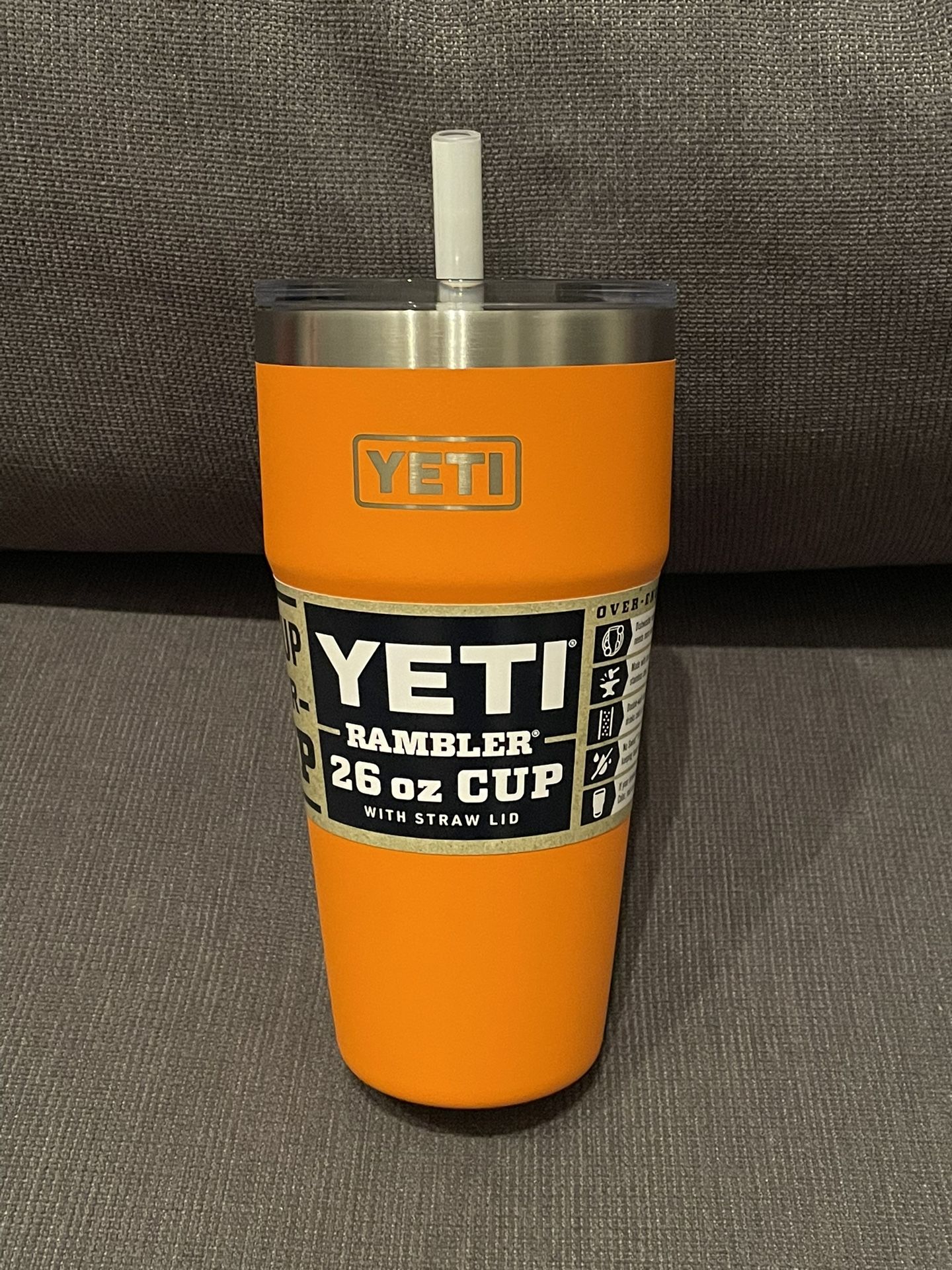 Yeti 26oz Straw Bottle – The County Emporium