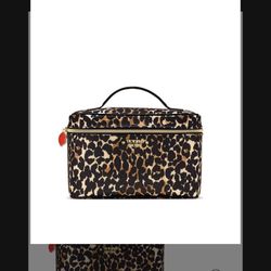 Victoria’s Secret NWT leopard train case