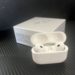 Apple AirPods Pro 2nd Generation Bluetooth Ear Buds with Wireless MagSafe Case **SEALED**SHIPPING ONLY