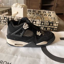 Jordan 4