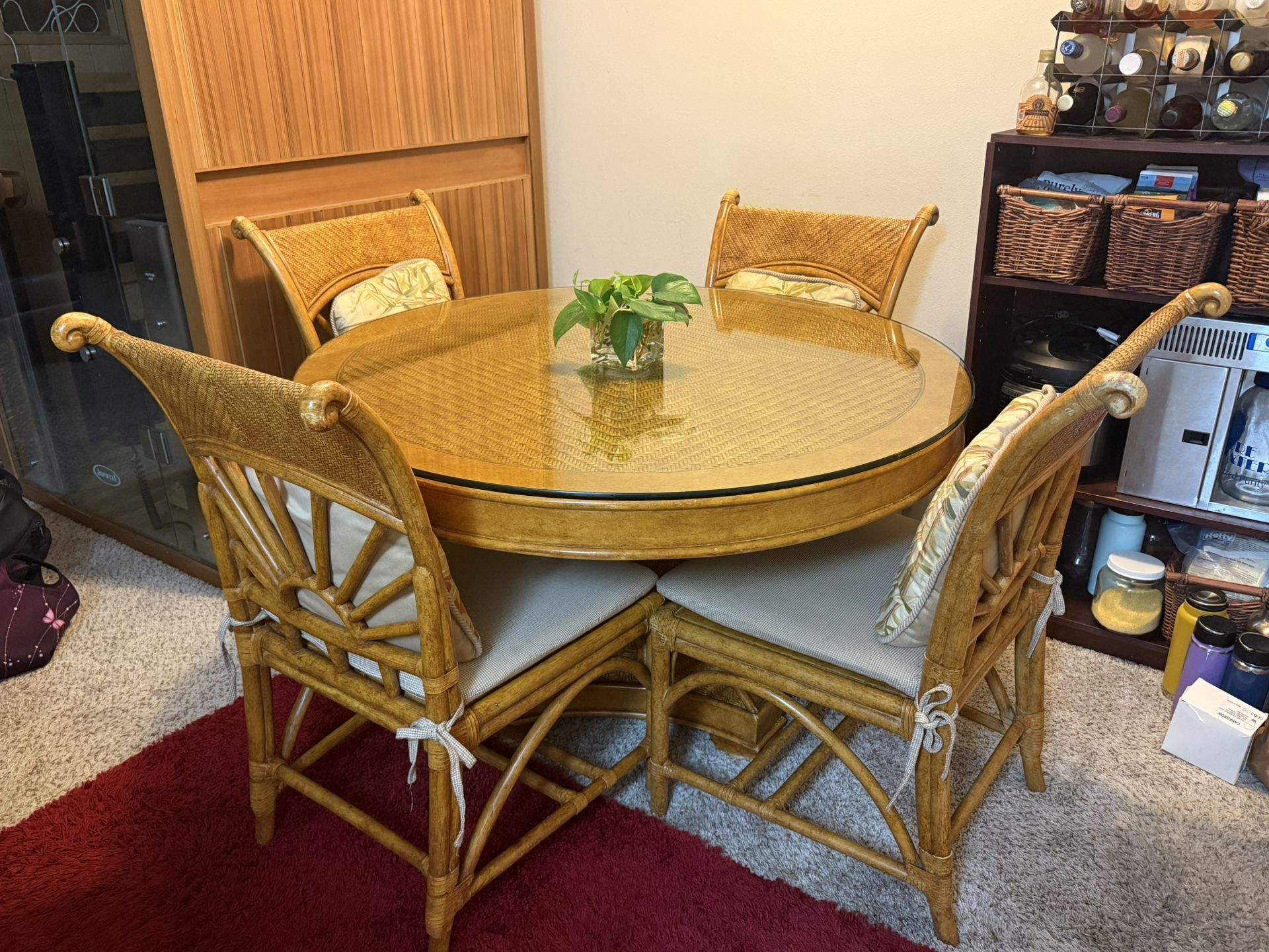 Kitchen Table And Chairs