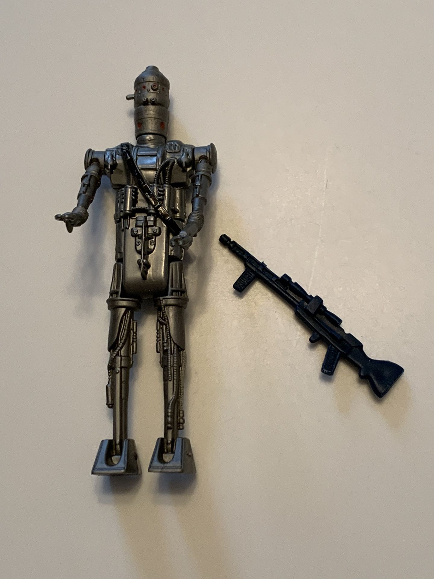 Vintage STAR WARS “IG-88” ORIGINAL from 1980 with a Weapon