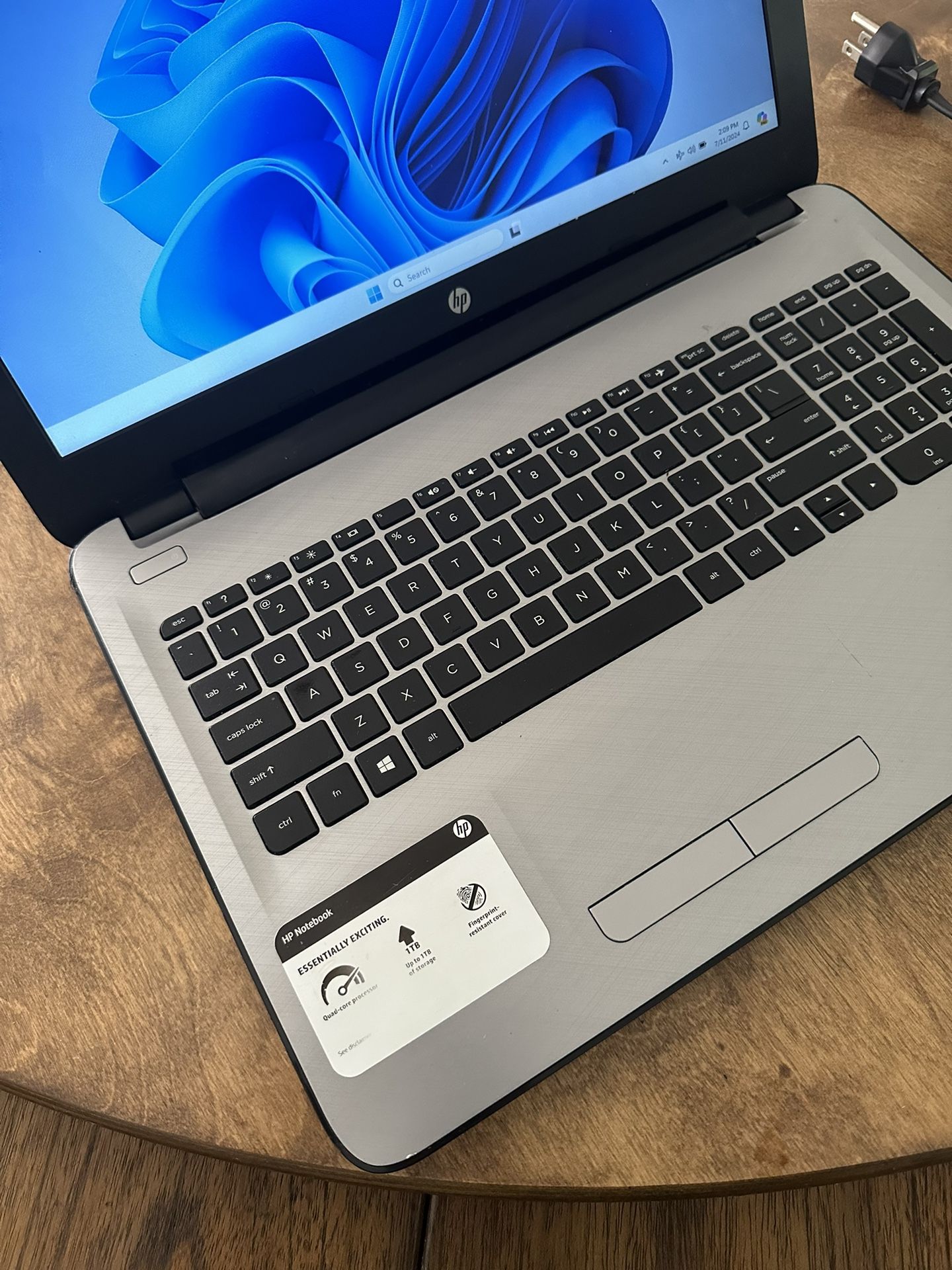 HP LAPTOP