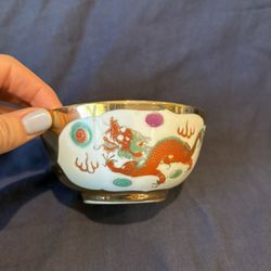 Chinese Dragon and Phoenix gilded bowl