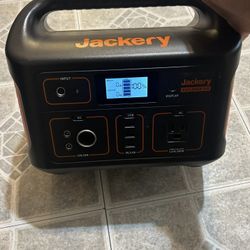 Jackery Explorer 500 Power Station 