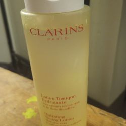 Clarins Hydrating Toning Lotion W/ Aloe Vera & Saffron Extract 