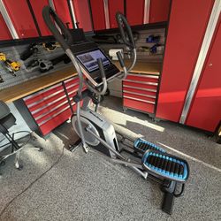  NordicTrack Commercial 14.9 Elliptical – Great Condition, Only 40 Hour - $225 (Weston)