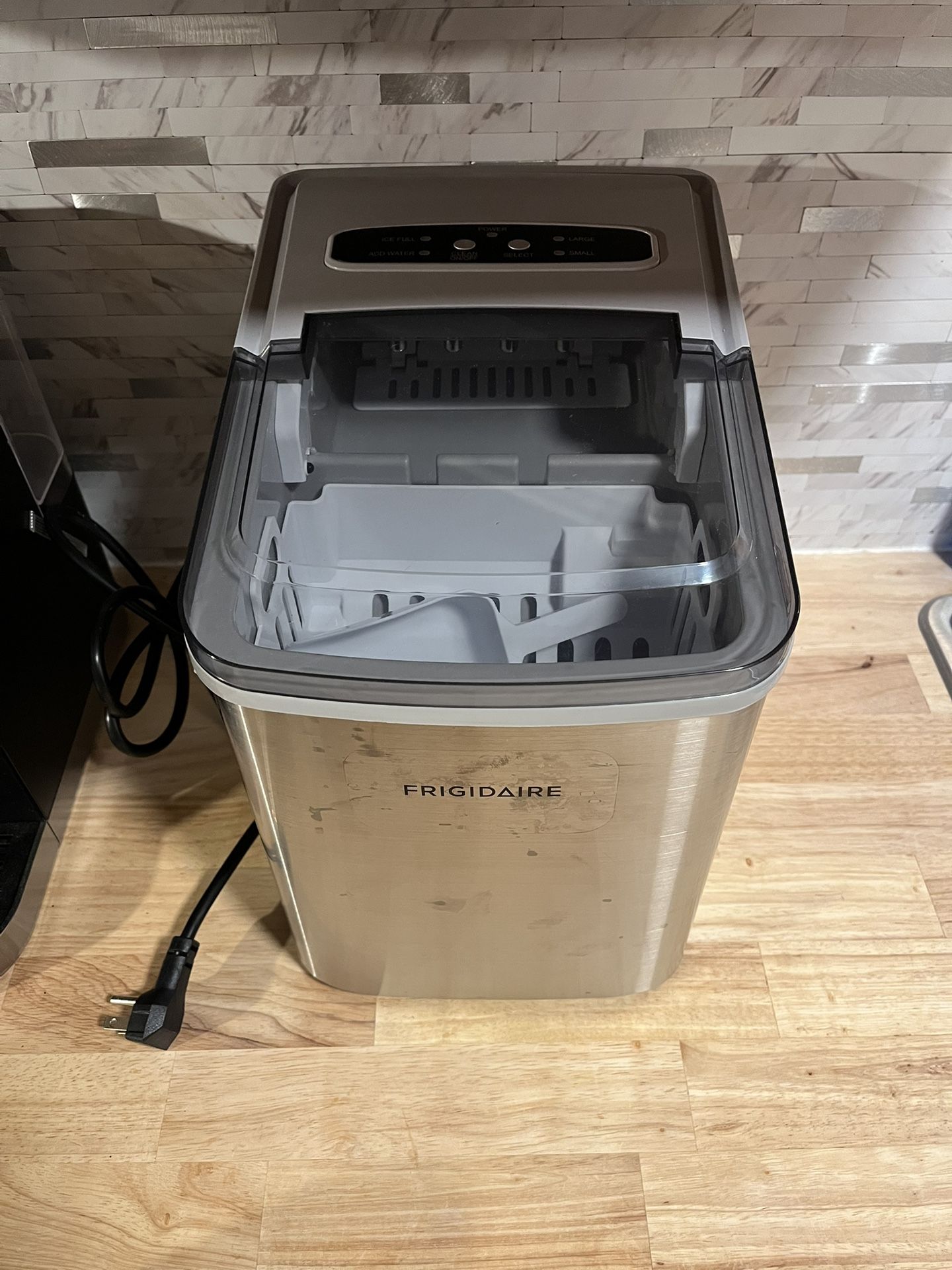 Ice Maker