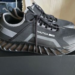 Nautica Size 13 Ortho