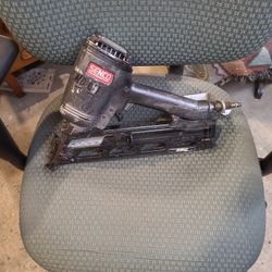 Senco SFN40 Angled Finish Nailer $80 #11