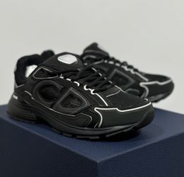 Men’s luxury sneakers