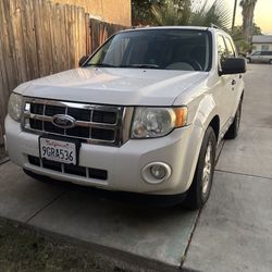 2009 Ford Escape XLT 