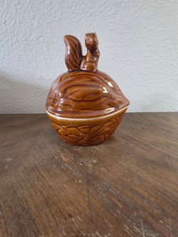 Ceramic Squirrel On Acorn Nut Cookie Jar Container 7.5”x 7”x 5.5" Fall