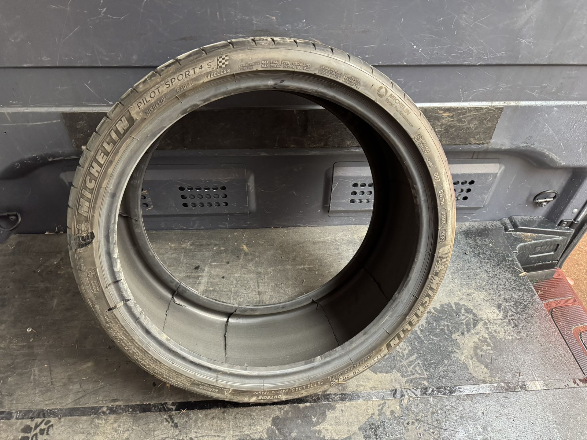 Michelin Pilot Sport AS 4 275/30ZR20 Tire one Only