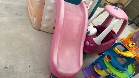 Slide climb play set