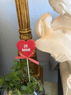 Valentine's Day "Be Mine" heart shaped pick